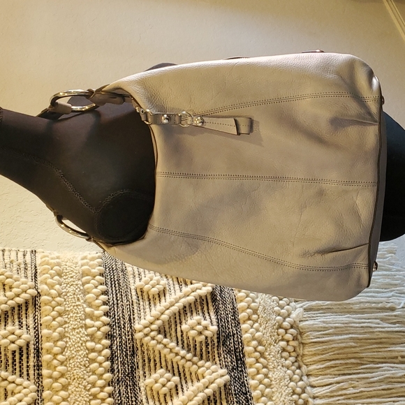 B. Makowsky Leather Handbag - Picture 3 of 12